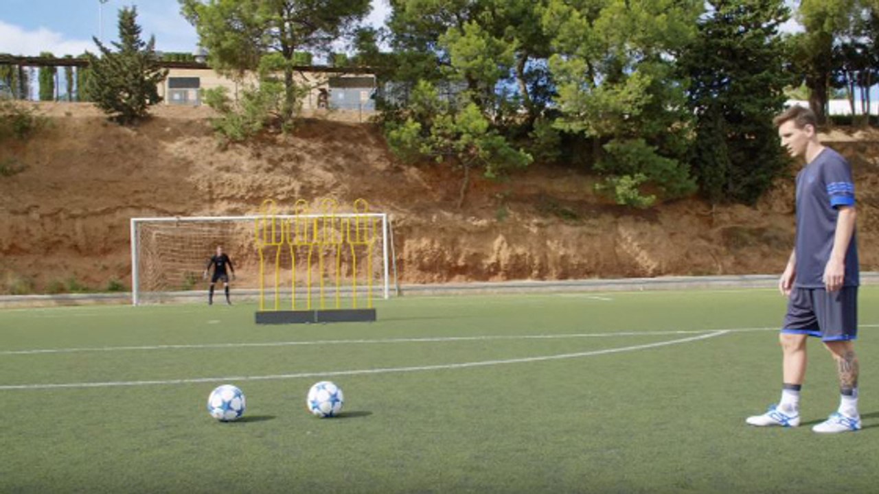 Lionel Messi lance un défi à trois grands espoirs du football mondial