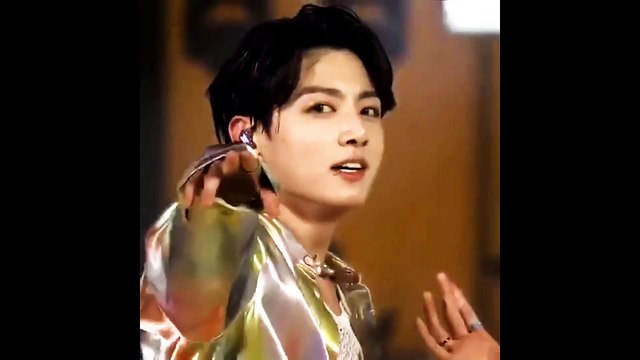 Jungkook smile makes my day - PTD On Stage in Seoul bts concert 2022