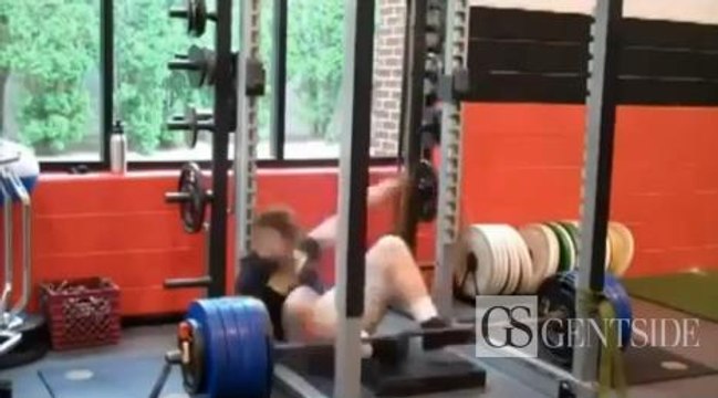Zapping du web : un haltérophile fait un malaise après avoir soulevé des poids