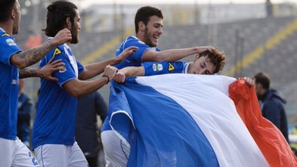 Attentats de Paris : Leonardo Morosini rend un magnifique hommage à la France en célébrant un but