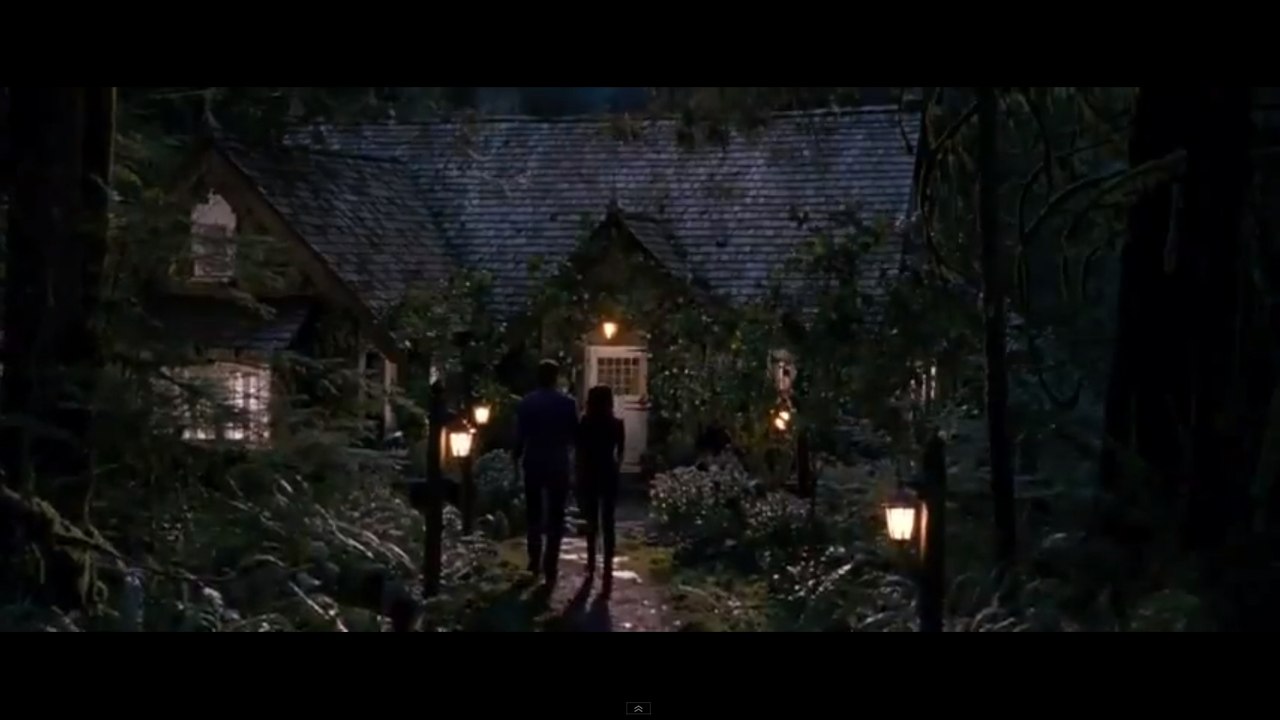 Twilight 5 : Robert Pattinson et Kristen Stewart dans un nouvel extrait nommé "Nid d'amour d'Edward et Bella"