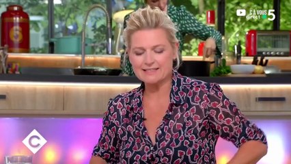 #MOOD : Rihanna : La chanteuse touchée par le geste d'Emmanuel Macron envers Mamadou Gassama