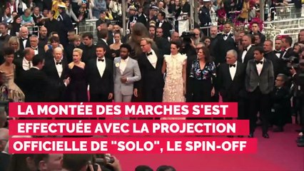 Cannes 2018 : Nabilla et Thomas s'embrassent langoureusement sur le tapis rouge