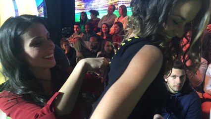 TPMS : Clio Pacjzer a un accident de lingerie sur le plateau, Ludivine Sagna vient à son secours