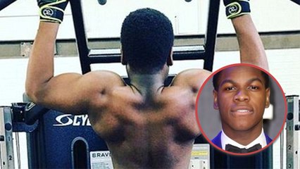 Star Wars 8 : John Boyega enflamme la toile avec une photo de son physique monstrueux
