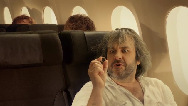 Vidéo Le Hobbit un voyage inattendu : Peter Jackson dans une vidéo pour la sécurité aérienne d'Air New Zealand