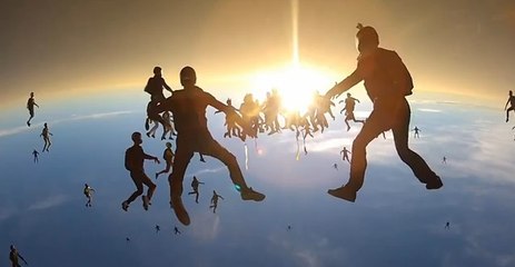 Découvrez la plus grande figure en chute libre du monde