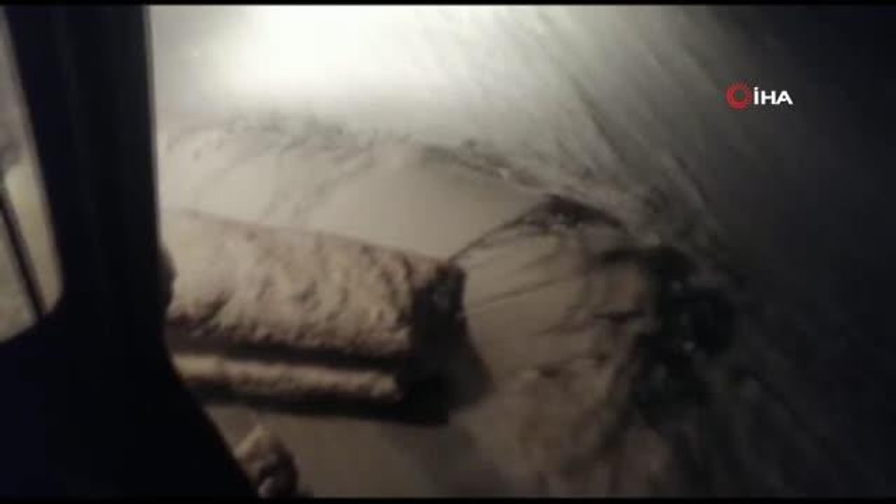 Antalya-Konya karayolu tırların geçişine kapatıldı