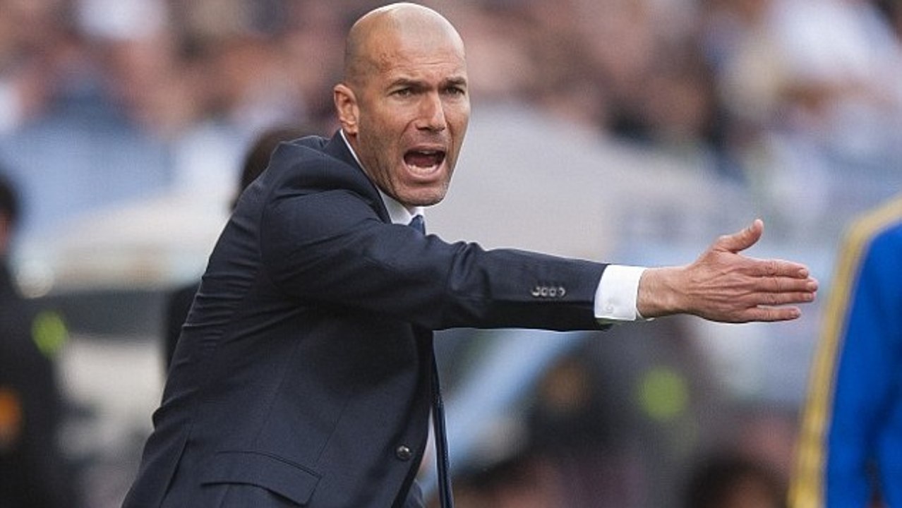 Real Madrid - Màlaga : Zinédine Zidane pète les plombs lors du nul concédé par son équipe
