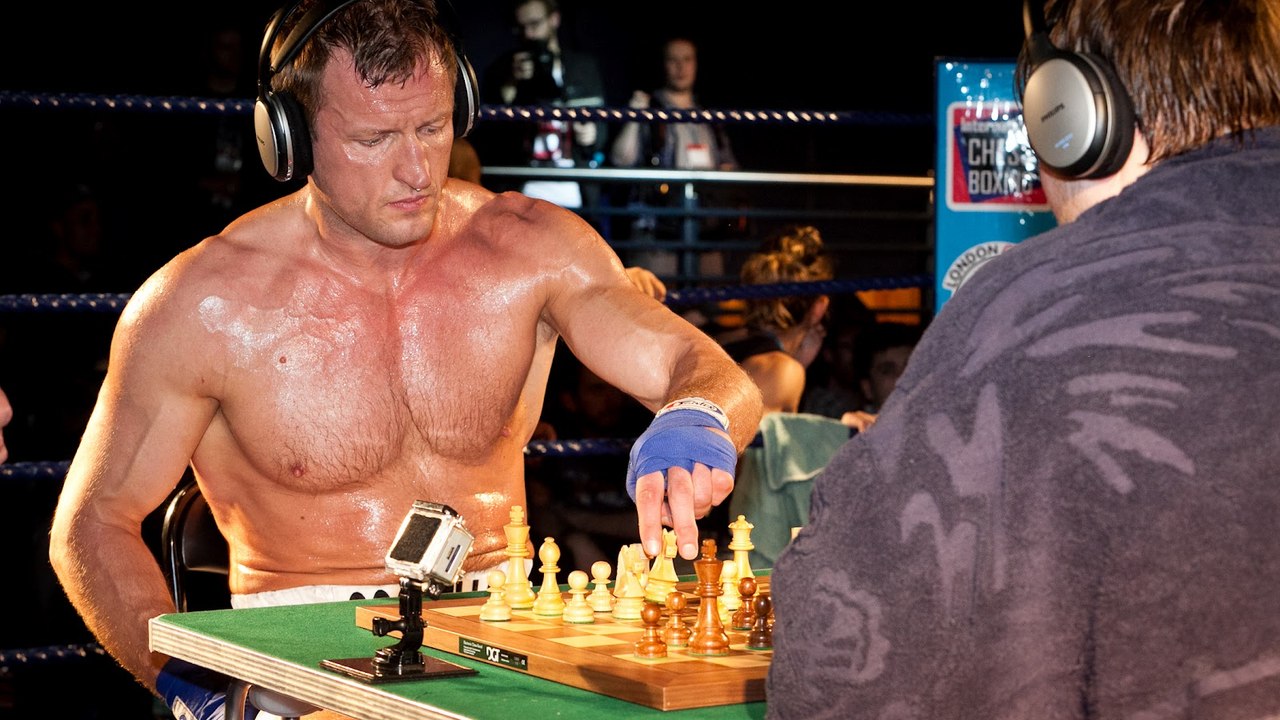 Chessboxing : découvrez un sport complètement fou qui mêle boxe... et échecs !