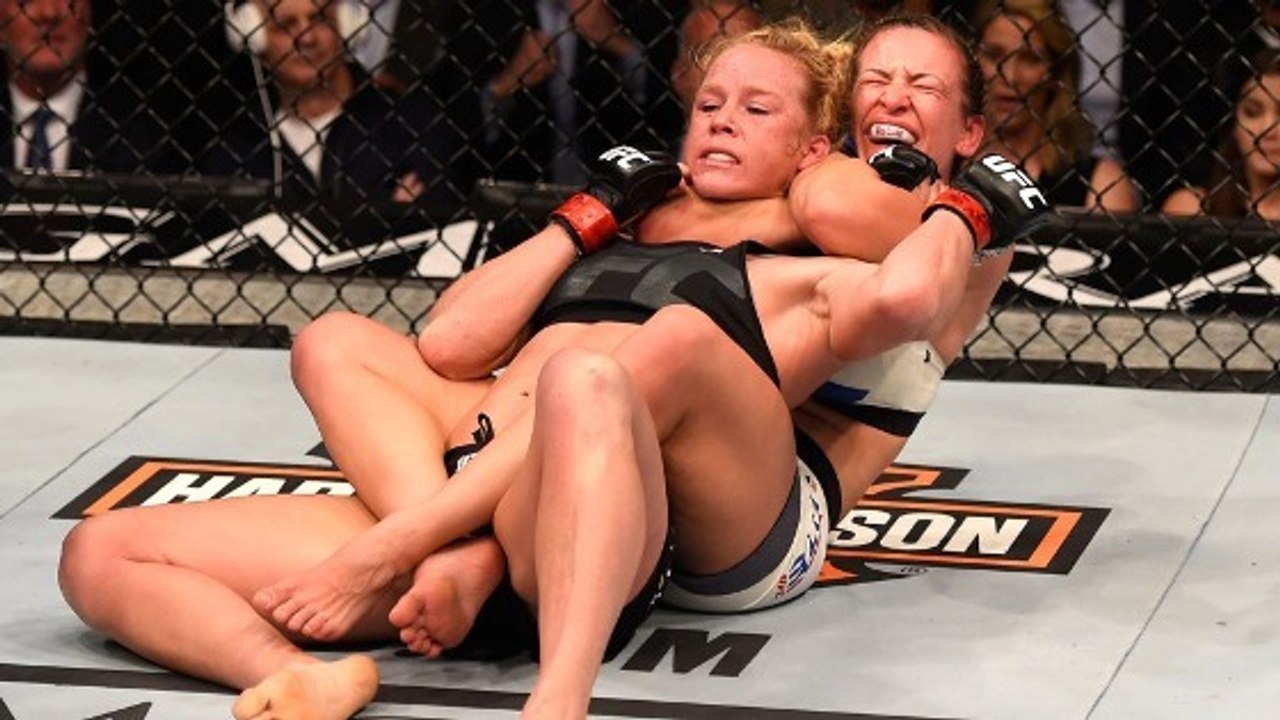 UFC 196 : Holly Holm perd sa ceinture contre Miesha Tate à la surprise générale