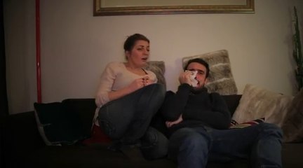 Voici les 10 choses à ne pas faire quand on regarde un film avec sa copine