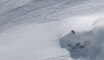 En pleine avalanche, ce skieur réalise un backflip impressionnant