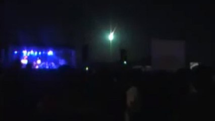Regardez le passage de cette énorme météorite lors d'un concert en plein air en Argentine