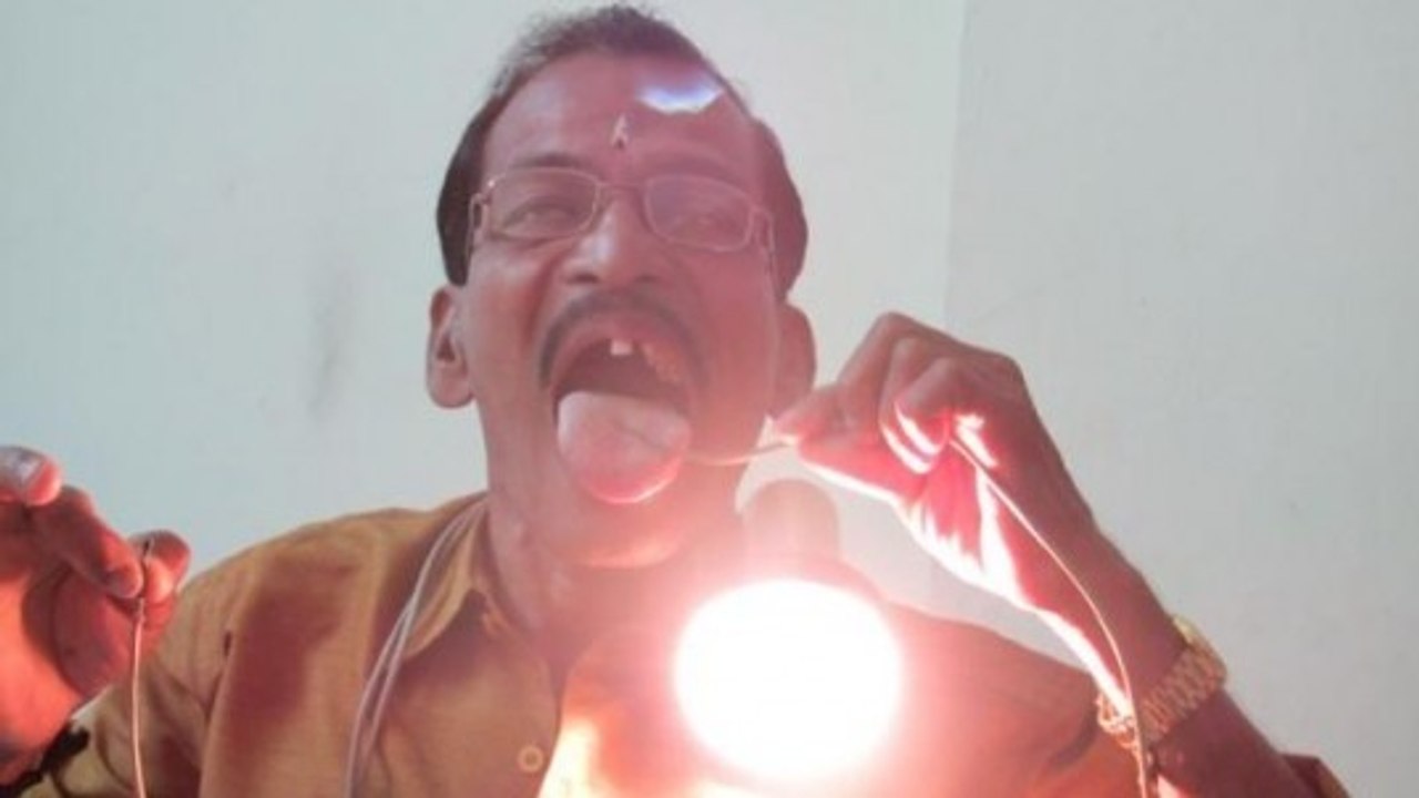 L'Indien Raj Mohan Nair est immunisé contre l'électrocution !