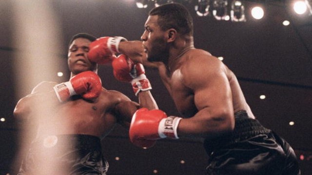 Mike Tyson : le KO contre Trevor Berbick qui a fait de lui le plus jeune champion du monde poids lourds de l'histoire