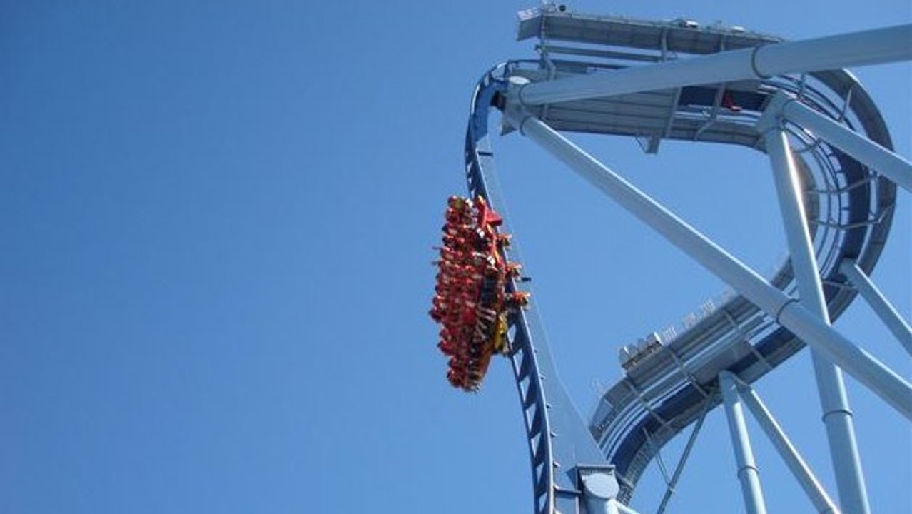 Hors du commun, la montagne russe Griffon va vous faire tourner la tête