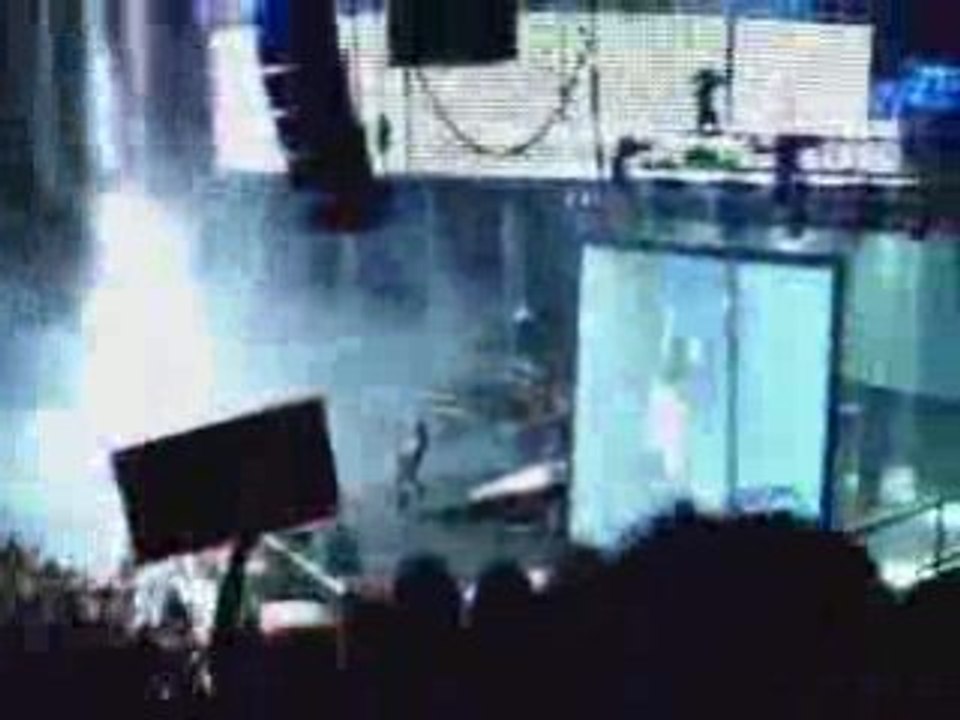 Showopening-breakaway Tokio Hotel Brussel 3.3.2008