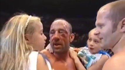 Fedor tabasse Mark Coleman avant de rencontrer ses filles et de s'excuser