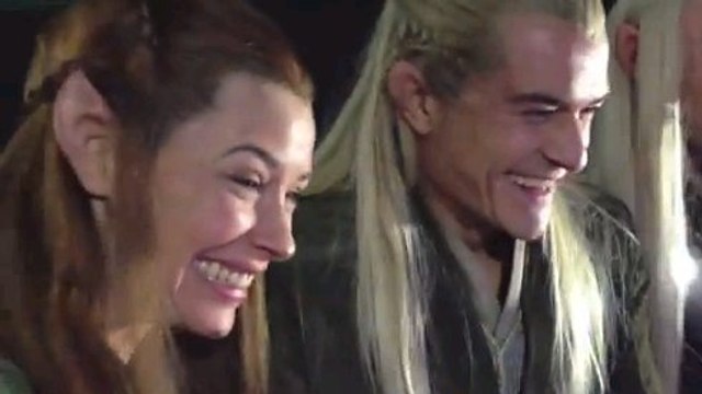 Le Hobbit : Orlando Bloom et Evangeline Lilly hilares devant une vidéo de fans