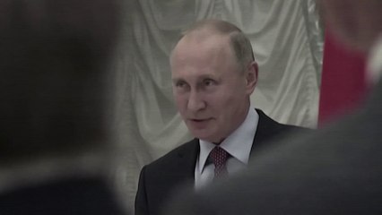 حرب أوكرانيا تنقذ بايدن وجونسون وشولتز من أزمات داخلية.. كيف؟