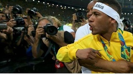 Neymar s'énerve lors de la finale des JO et veut en venir aux mains avec les supporters