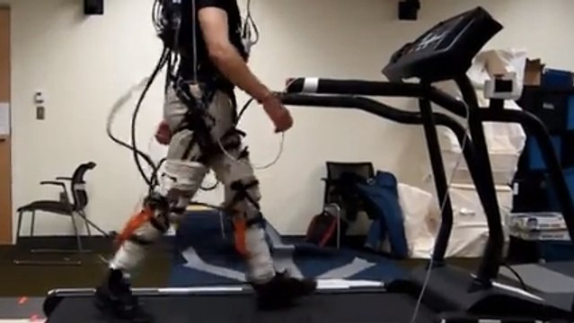 Des chercheurs de Harvard inventent un costume permettant de devenir un surhomme
