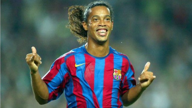 Ronaldinho est déjà un très bon joueur de Teqball