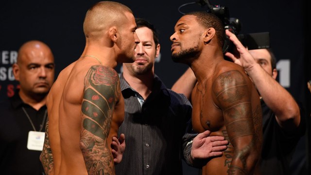 Michael Johnson met fin à la série de victoires de Dustin Poirier