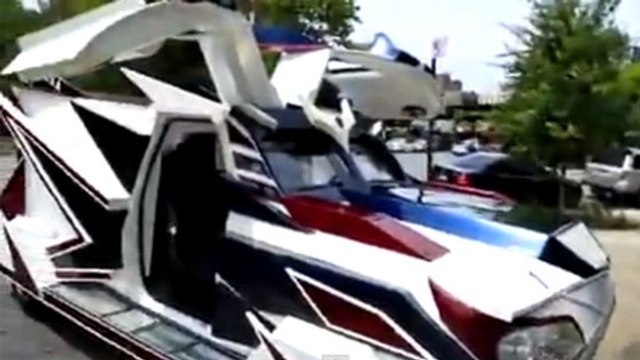 Cette Chevrolet pickup a été transformée en voiture Transformers