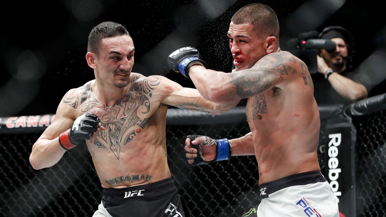 Max Holloway bat Anthony Pettis et s'empare de la ceinture intérimaire des poids plumes de l'UFC