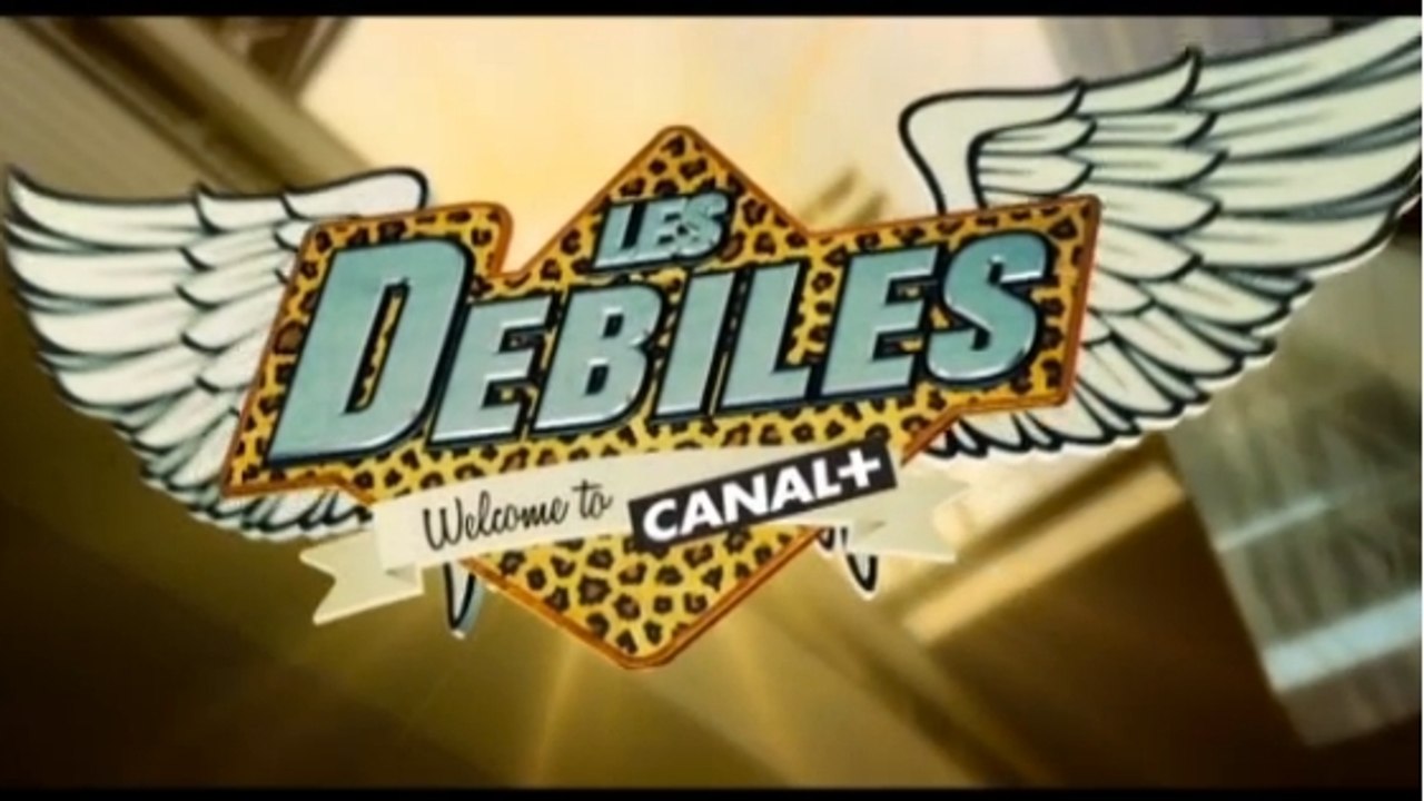 Canal + : Antoine de Caunes dans une parodie des Anges de la téléréalité