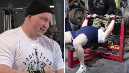 Peter Edgette devient le plus jeune powerlifter à soulever plus de 270 kilos en développé couché