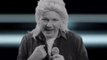 Julian Assange : Il se lâche dans un clip en jouant les chanteurs des années 80