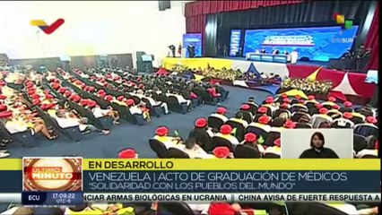 Nicolás Maduro preside acto de graduación de médicos egresados de "Solidaridad con los pueblos"