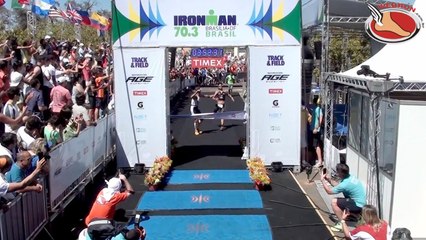 IronMan : Il célèbre sa victoire avant la ligne d'arrivée et manque de perdre la course