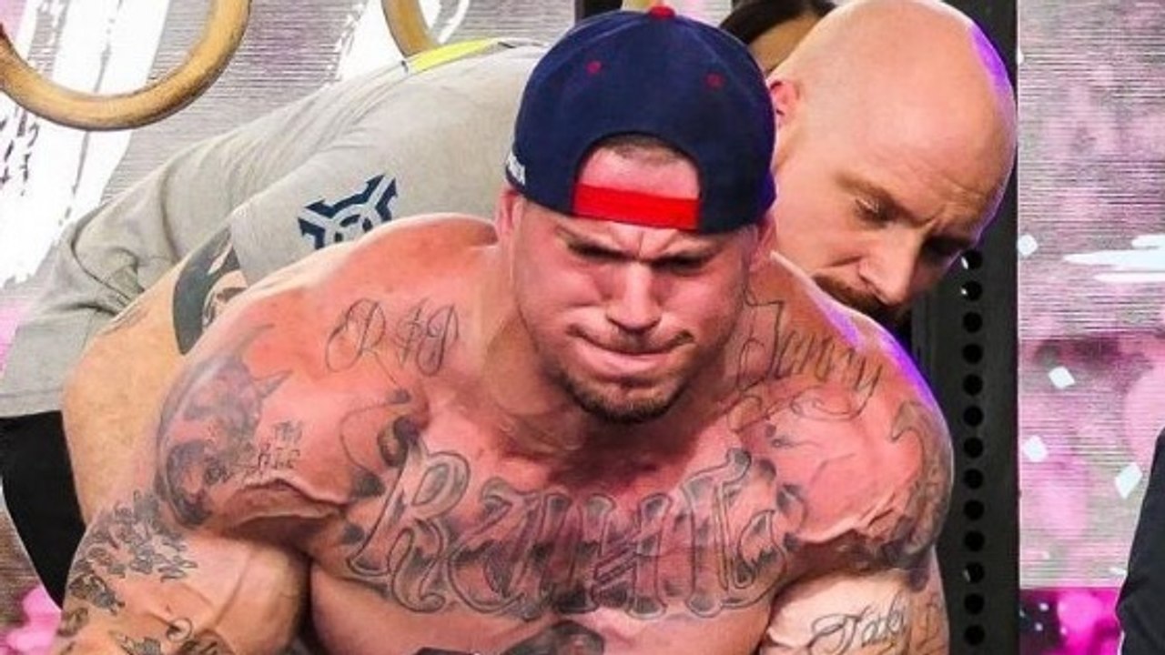 L'incroyable histoire de Zack Ruhl, coach amputé des jambes qui peut soulever 215 kilos