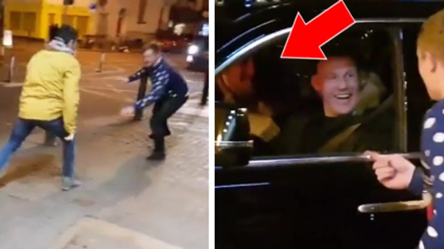 Deux fans irlandais imitent Conor McGregor en pleine rue dans la nuit, et ils tombent sur... le champion de l'UFC !