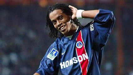 Quand Ronaldinho passait la nuit à s'entraîner aux coup-francs sur la Playstation les veilles de match