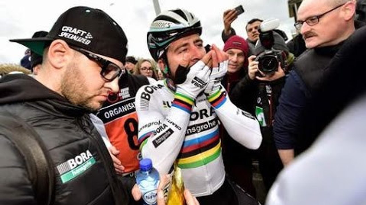 Pourquoi Peter Sagan a avalé des bonbons juste après avoir gagné une course cycliste
