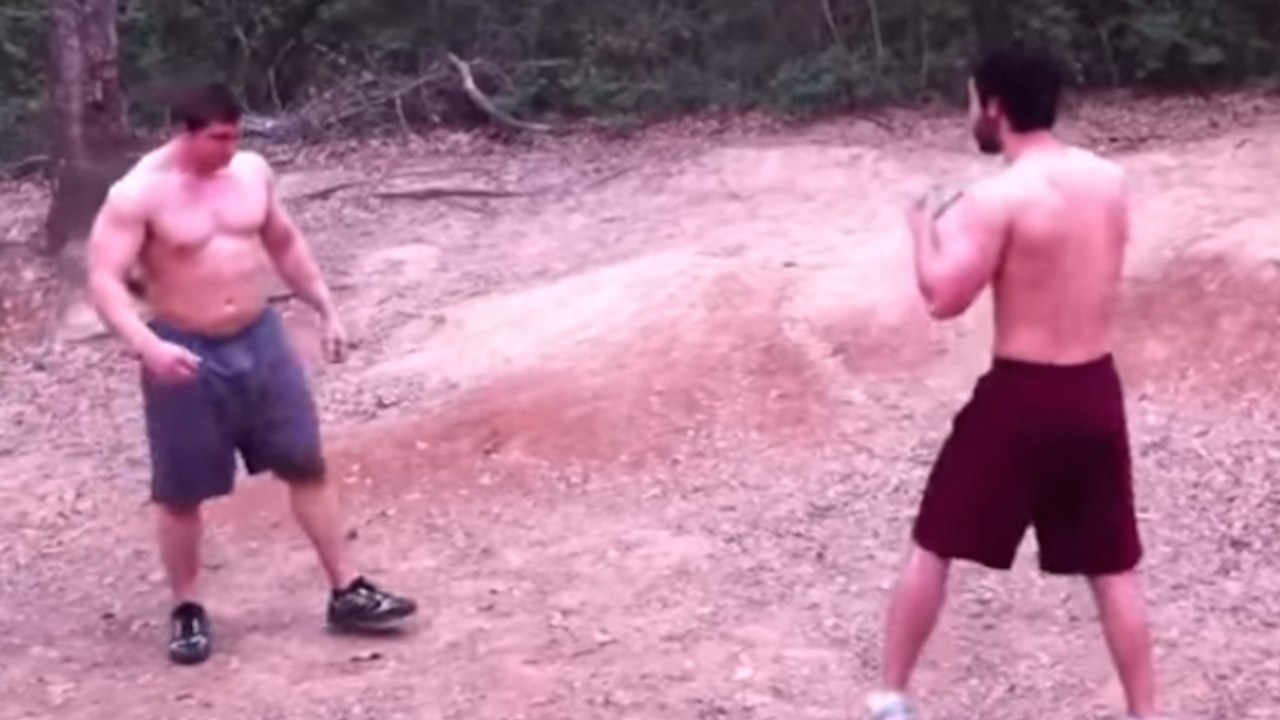 Lance Bachelor, bodybuilder et Mr Utah, défie une ceinture noire de JJB !