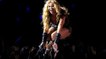 Beyoncé : attrapée par un fan en plein concert, elle chute hors de la scène