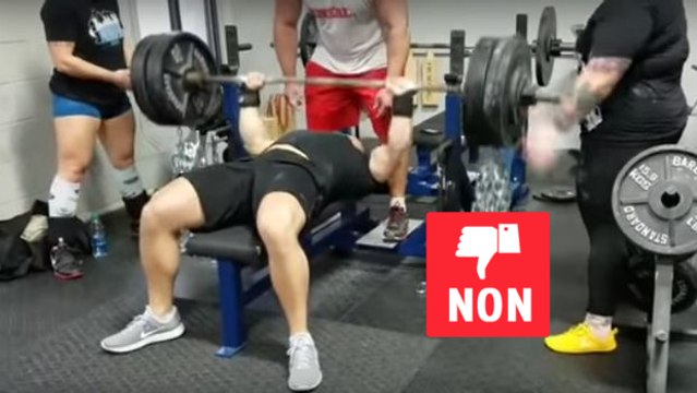 Voilà pourquoi il ne faut jamais essayer de soulever un poids trop élevé en développé couché...