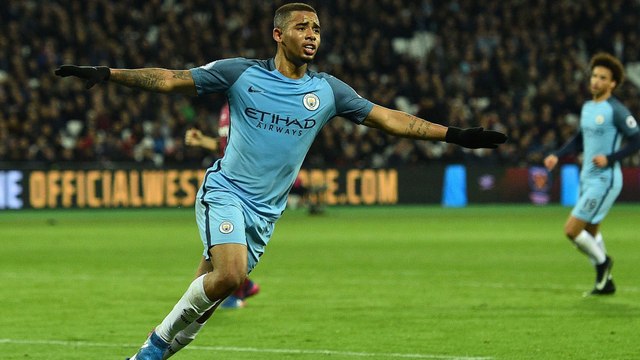 Gabriel Jesus a l'étoffe du meilleur joueur du monde selon Ronaldinho