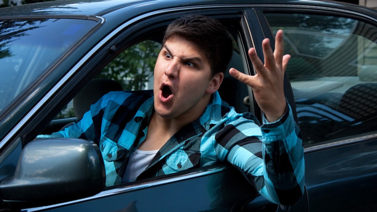 Téléphone, embouteillages, incivilités : découvrez tout ce qui nous stresse en voiture