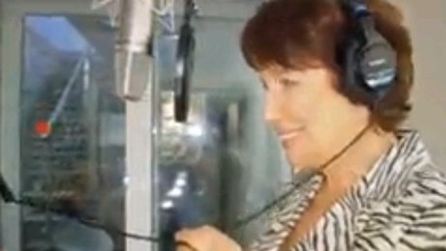 Le Grand 8 : Roselyne Bachelot reprend un tube de Jean-Jacques Goldman