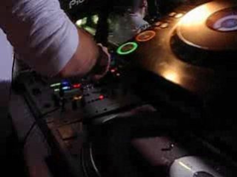 dj family @Uzine  PeeT