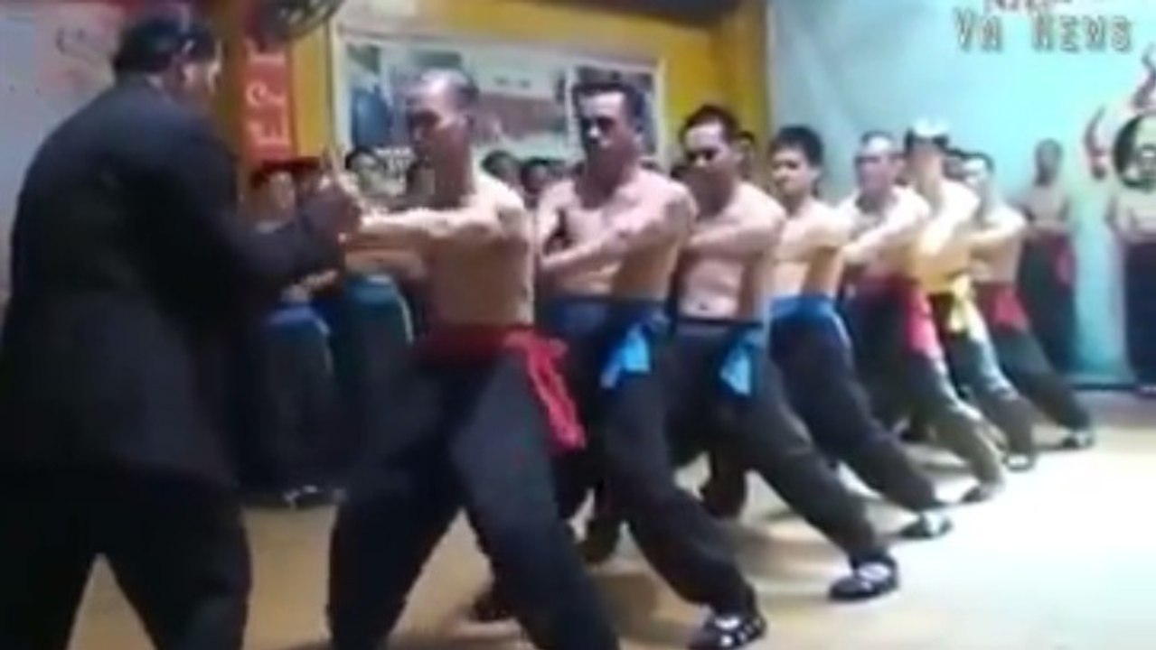 Une démonstration controversée d'une école de kung fu au Vietnam : l'exemple parfait du mytho-jitsu