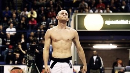 Connaissez-vous le spécialiste de jiu-jitsu Jeff Glover, le "Singe humain" ?