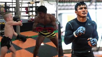 Cet enfant a eu l'honneur suprême de s'entraîner avec Buakaw !